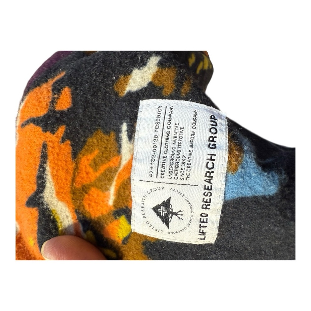 LRG Multicolor Abstract Shirt - Picture 6 of 9